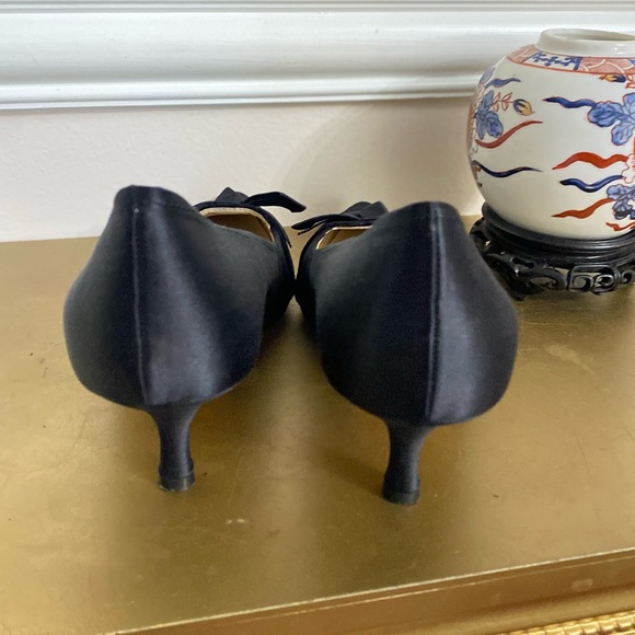 OSCAR DE LA RENTA BLACK SUEDE SHOES - Picture 9 of 10